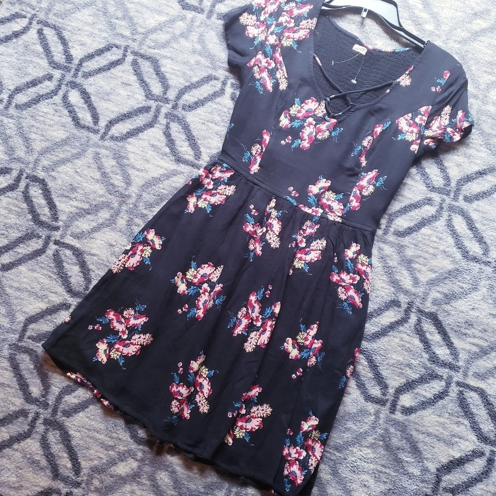 HOLLISTER Summer Dress NWOT Size Small